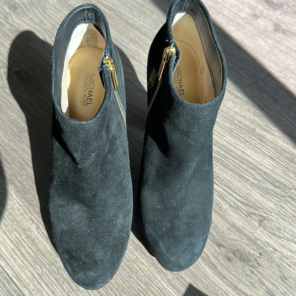 Michael Kors ankle heel boots - Picture 2 of 7